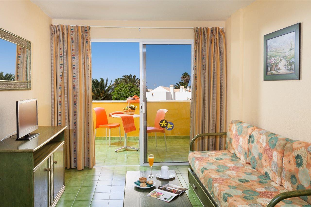 Caleta Garden Aparthotel Caleta De Fuste Exterior photo