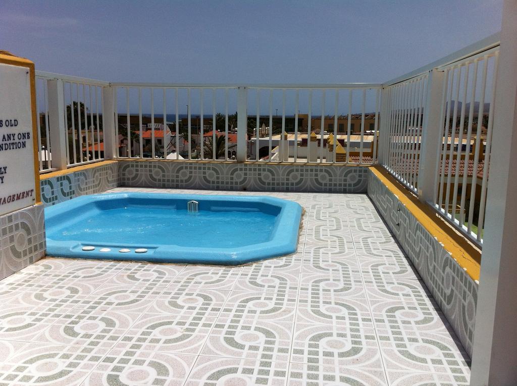 Caleta Garden Aparthotel Caleta De Fuste Exterior photo